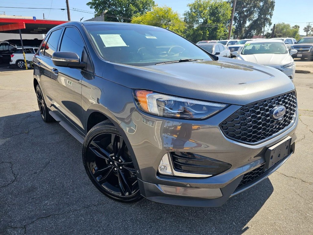 Ford Edge Vehicle Full-screen Gallery Image 7