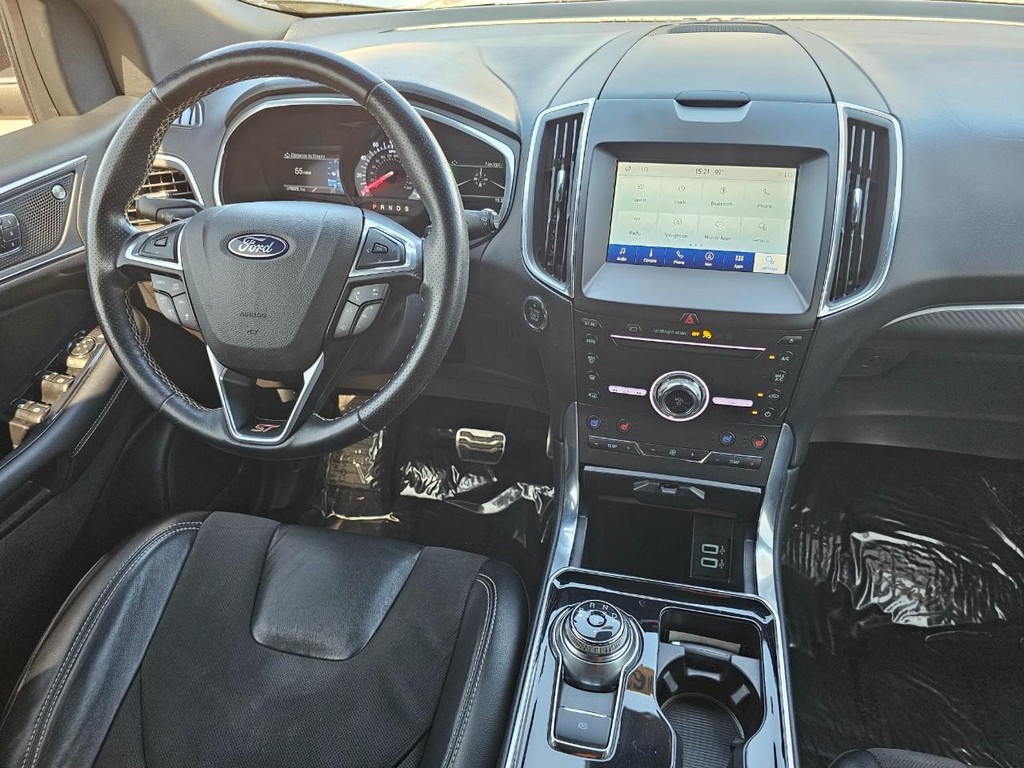 Ford Edge Vehicle Full-screen Gallery Image 30