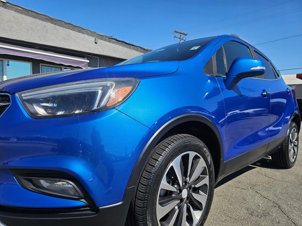 Buick Encore Vehicle Full-screen Gallery Image 10