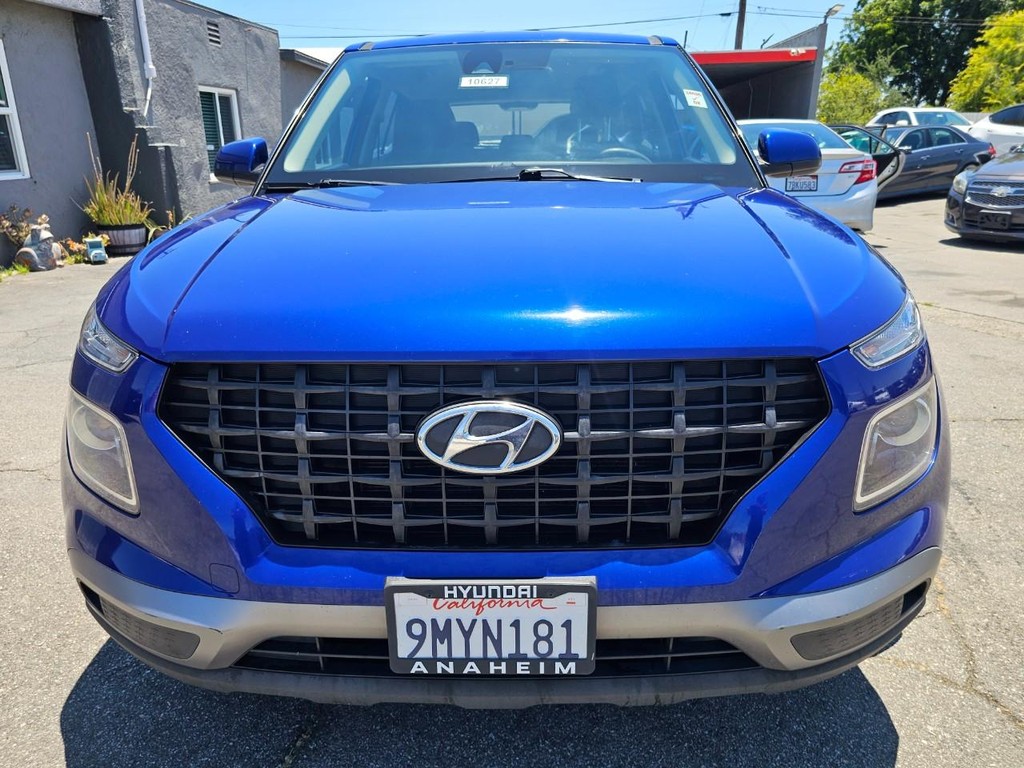 Hyundai Venue Vehicle Full-screen Gallery Image 9