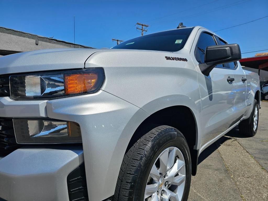 Chevrolet Silverado 1500 LTD Vehicle Full-screen Gallery Image 10
