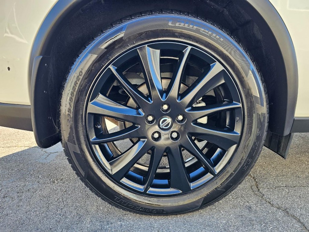 Nissan Murano Vehicle Full-screen Gallery Image 15