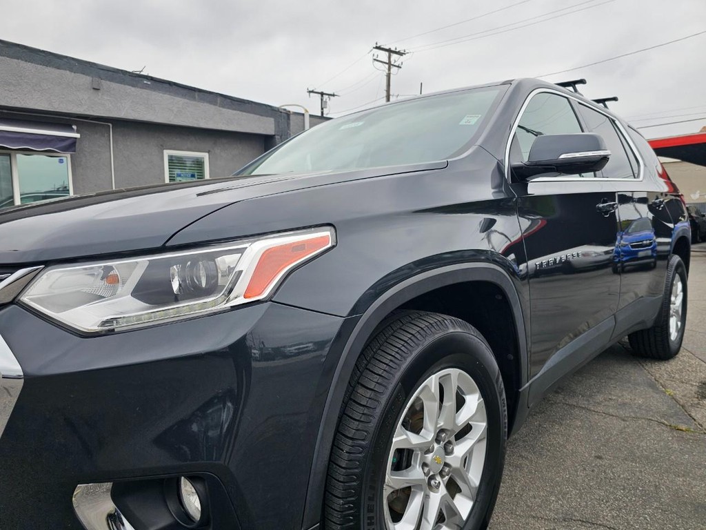 Chevrolet Traverse Vehicle Full-screen Gallery Image 10