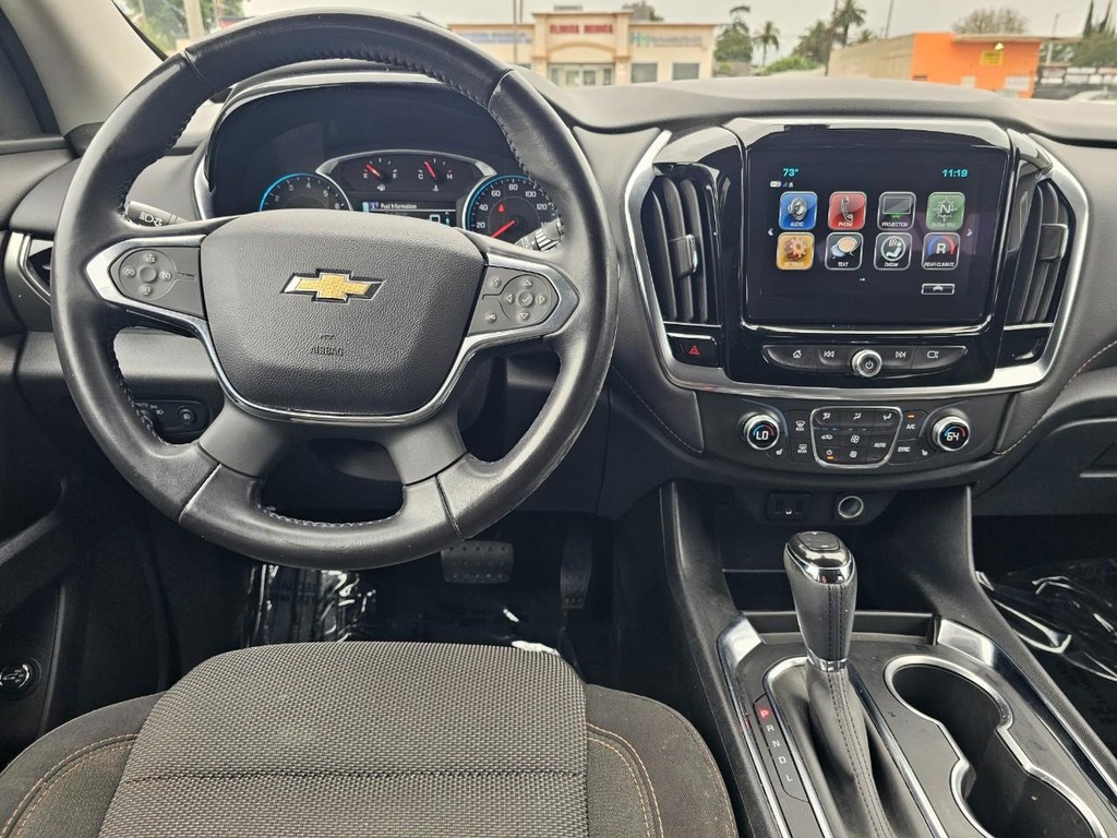 Chevrolet Traverse Vehicle Full-screen Gallery Image 27
