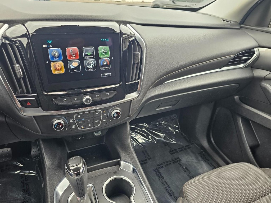 Chevrolet Traverse Vehicle Full-screen Gallery Image 30
