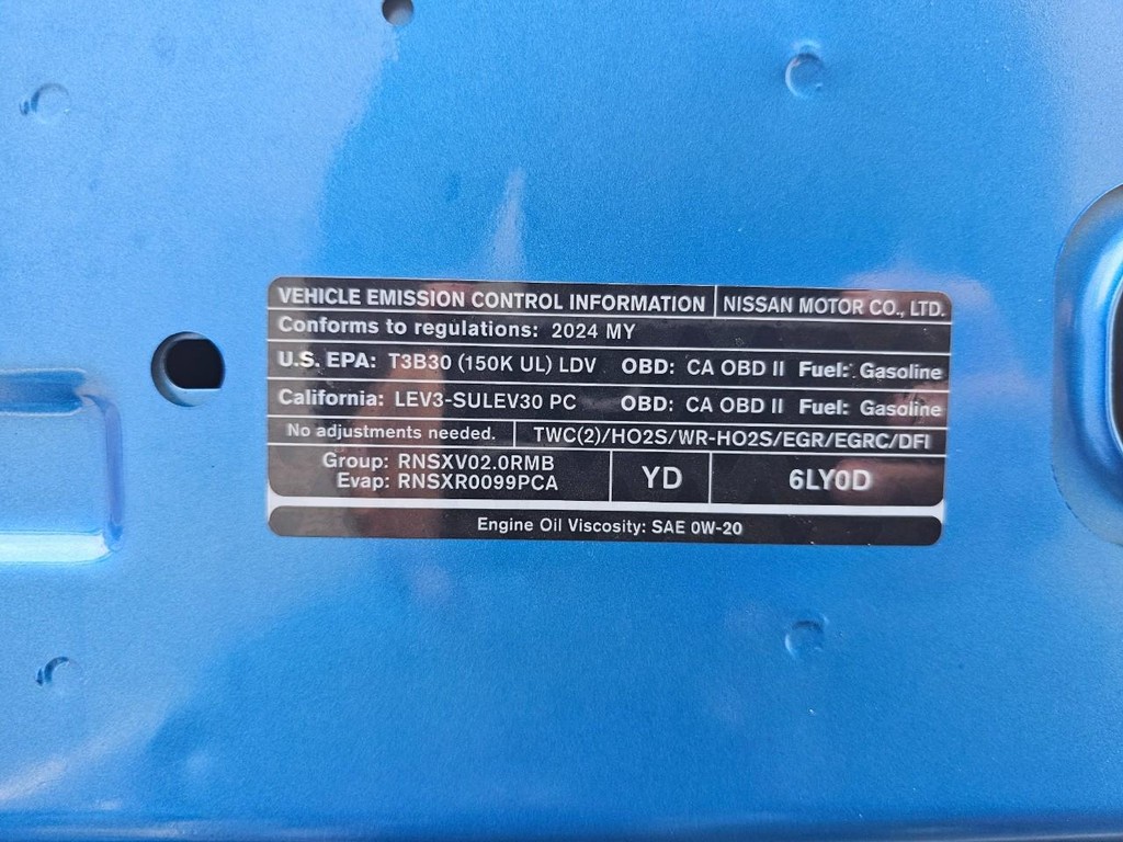 Nissan Sentra Vehicle Full-screen Gallery Image 33