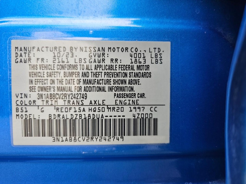 Nissan Sentra Vehicle Full-screen Gallery Image 34