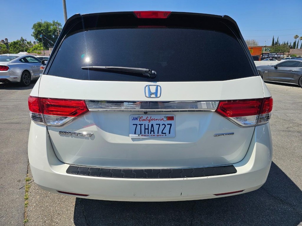 Honda Odyssey Vehicle Full-screen Gallery Image 4
