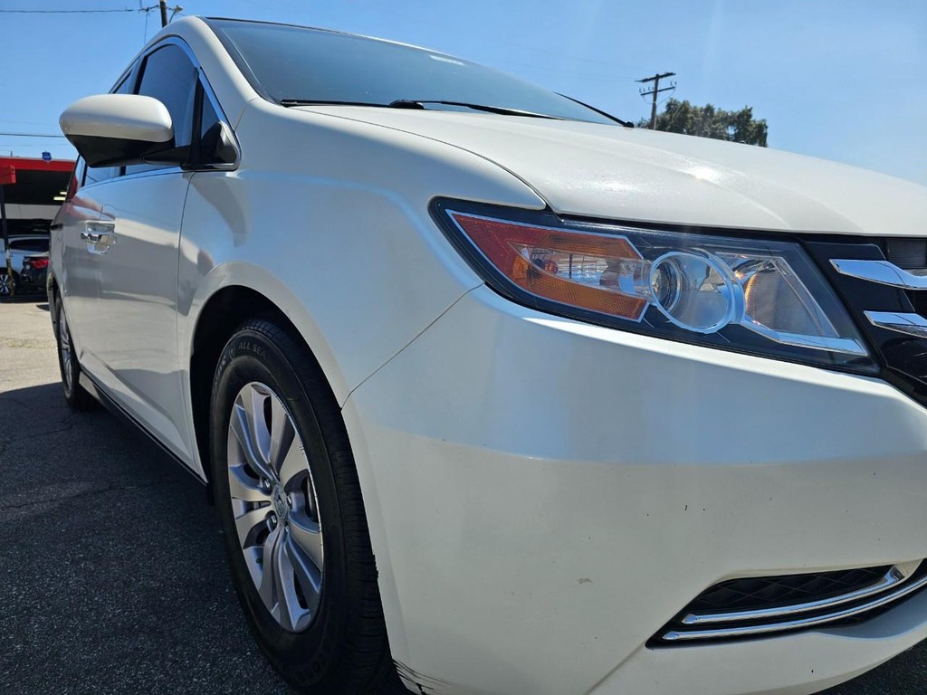 Honda Odyssey Vehicle Full-screen Gallery Image 9
