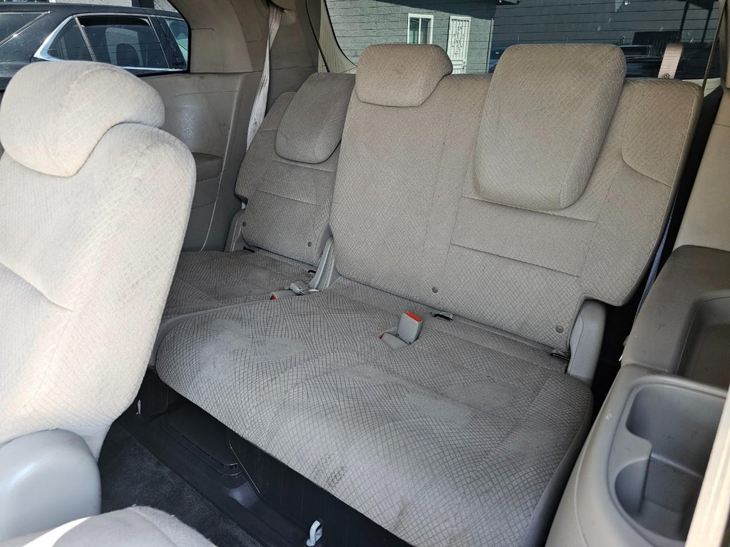 Honda Odyssey Vehicle Full-screen Gallery Image 25