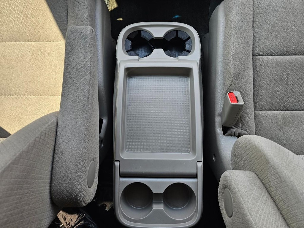 Honda Odyssey Vehicle Full-screen Gallery Image 31