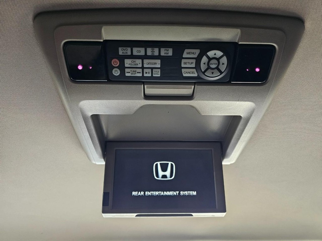 Honda Odyssey Vehicle Full-screen Gallery Image 33