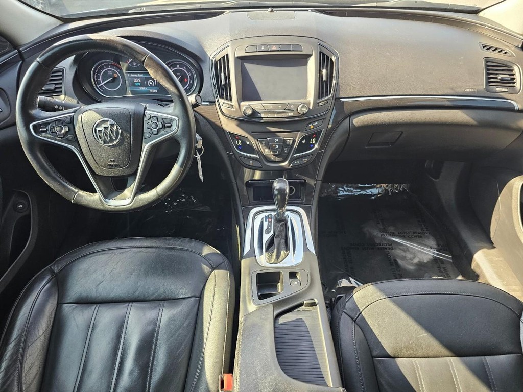 Buick Regal Vehicle Full-screen Gallery Image 22