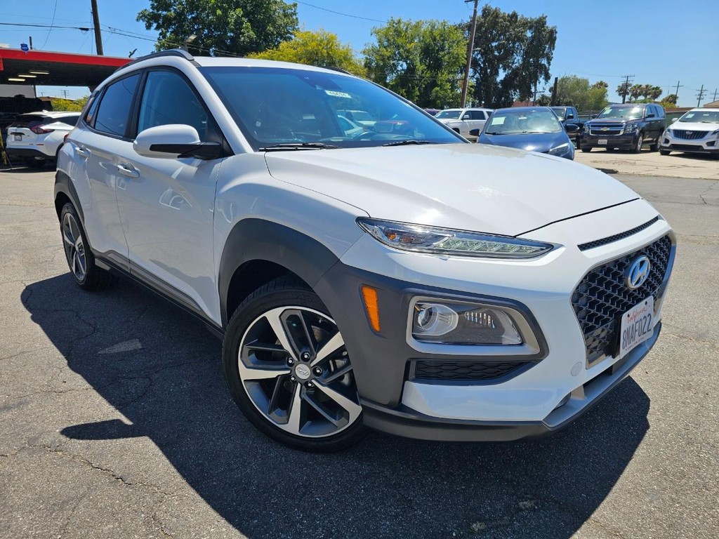 Hyundai Kona Vehicle Full-screen Gallery Image 8