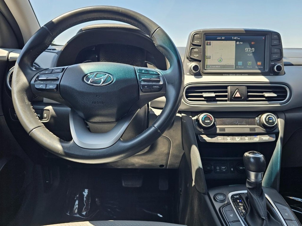 Hyundai Kona Vehicle Full-screen Gallery Image 27