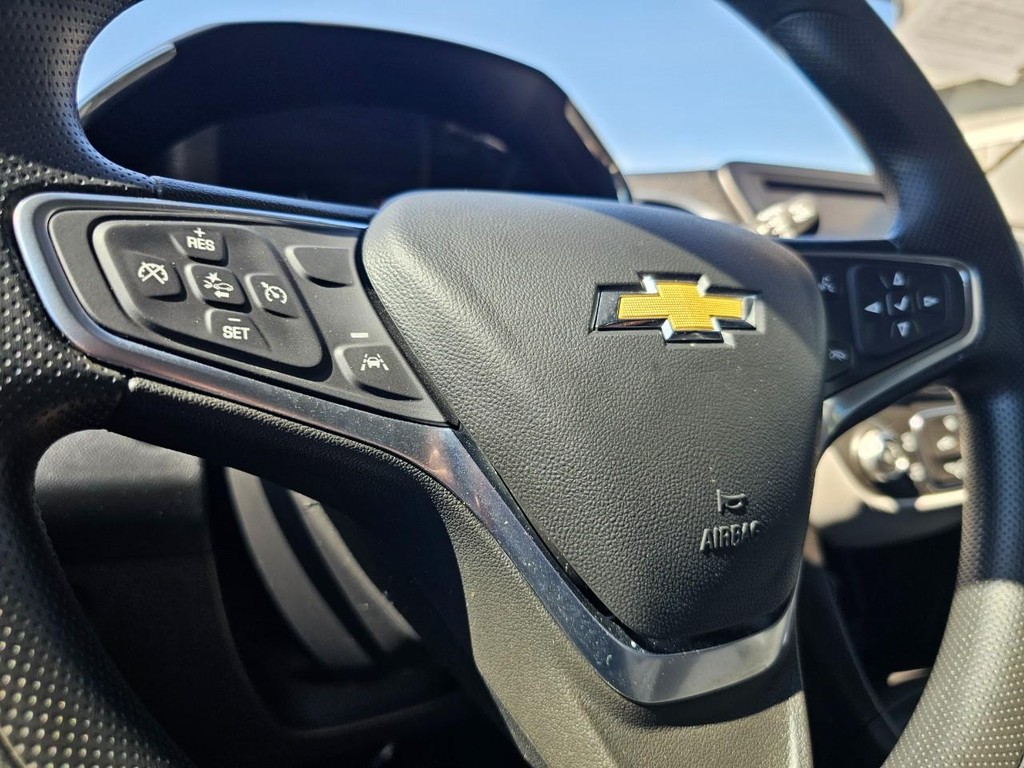 Chevrolet Equinox Vehicle Full-screen Gallery Image 19