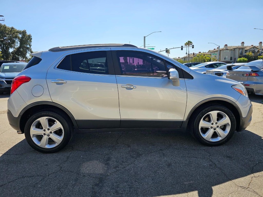 Buick Encore Vehicle Full-screen Gallery Image 6