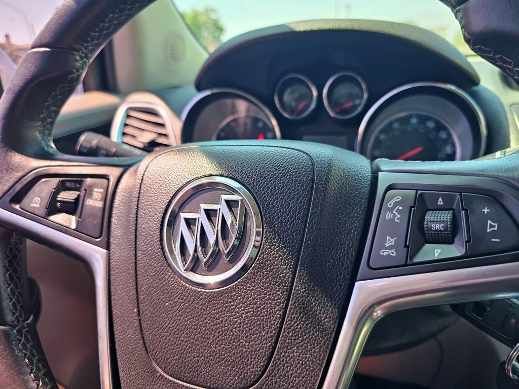 Buick Encore Vehicle Full-screen Gallery Image 20