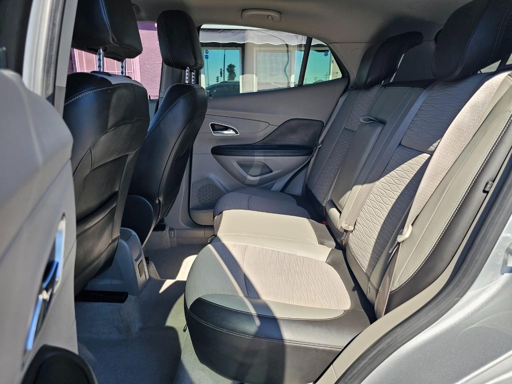 Buick Encore Vehicle Full-screen Gallery Image 24