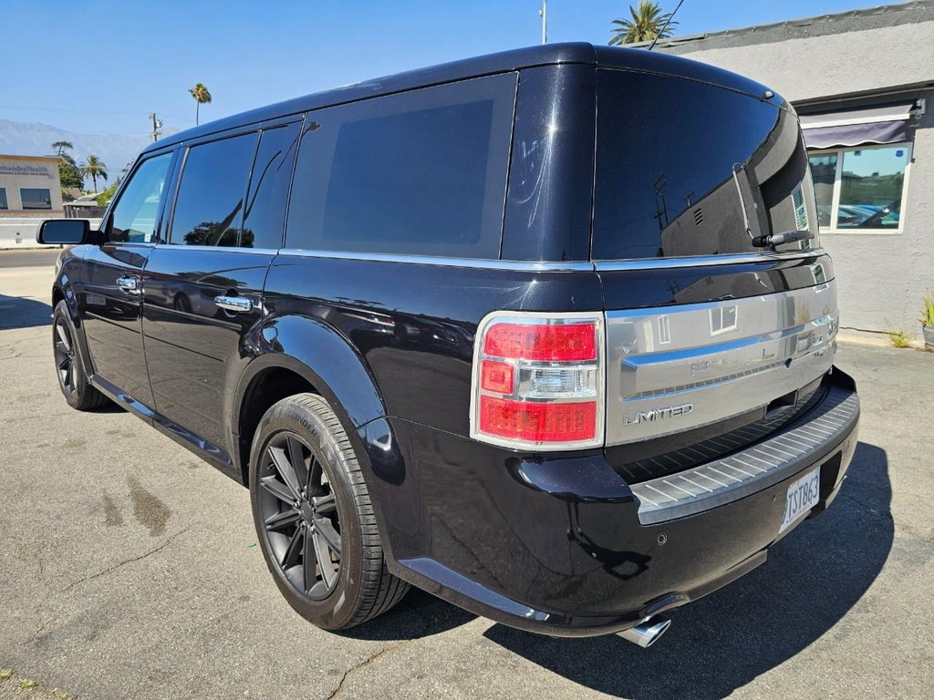 Ford Flex Vehicle Full-screen Gallery Image 3