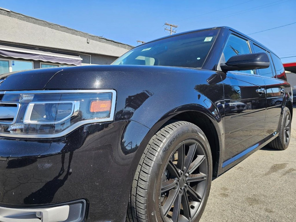 Ford Flex Vehicle Full-screen Gallery Image 10