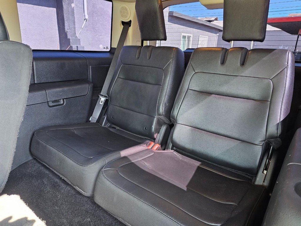 Ford Flex Vehicle Full-screen Gallery Image 27