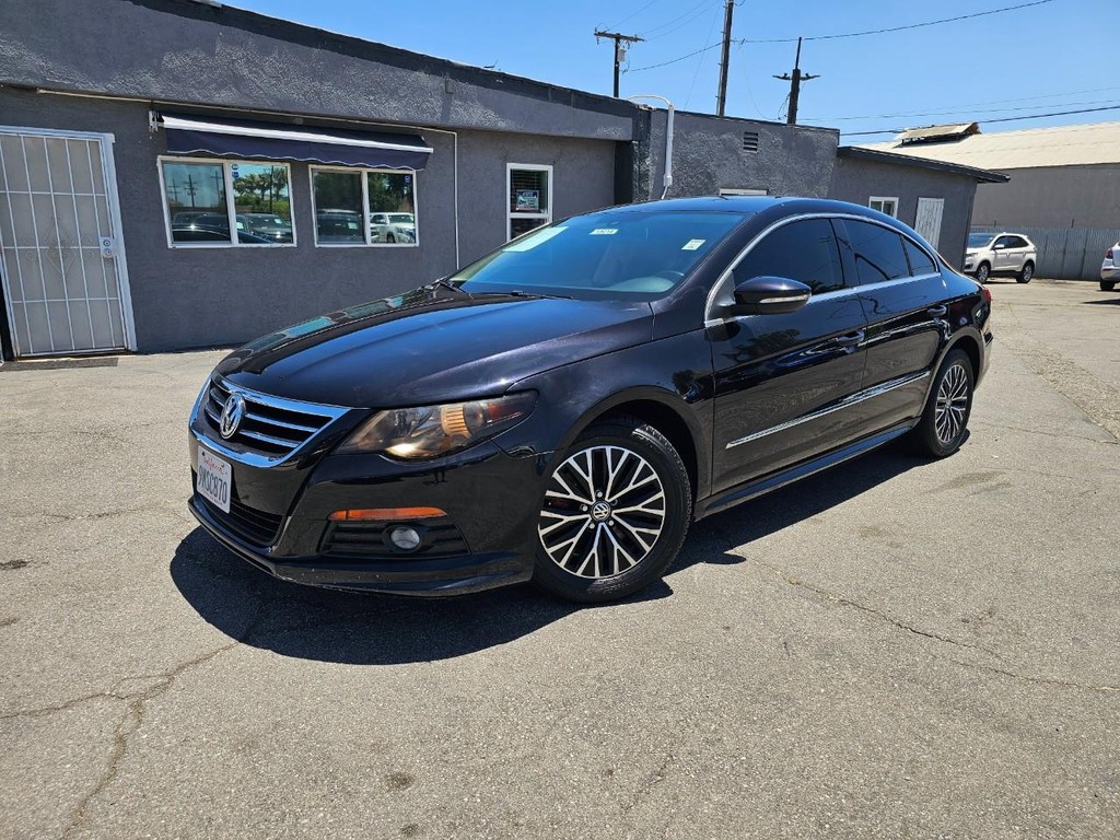 Volkswagen CC Vehicle Full-screen Gallery Image 2