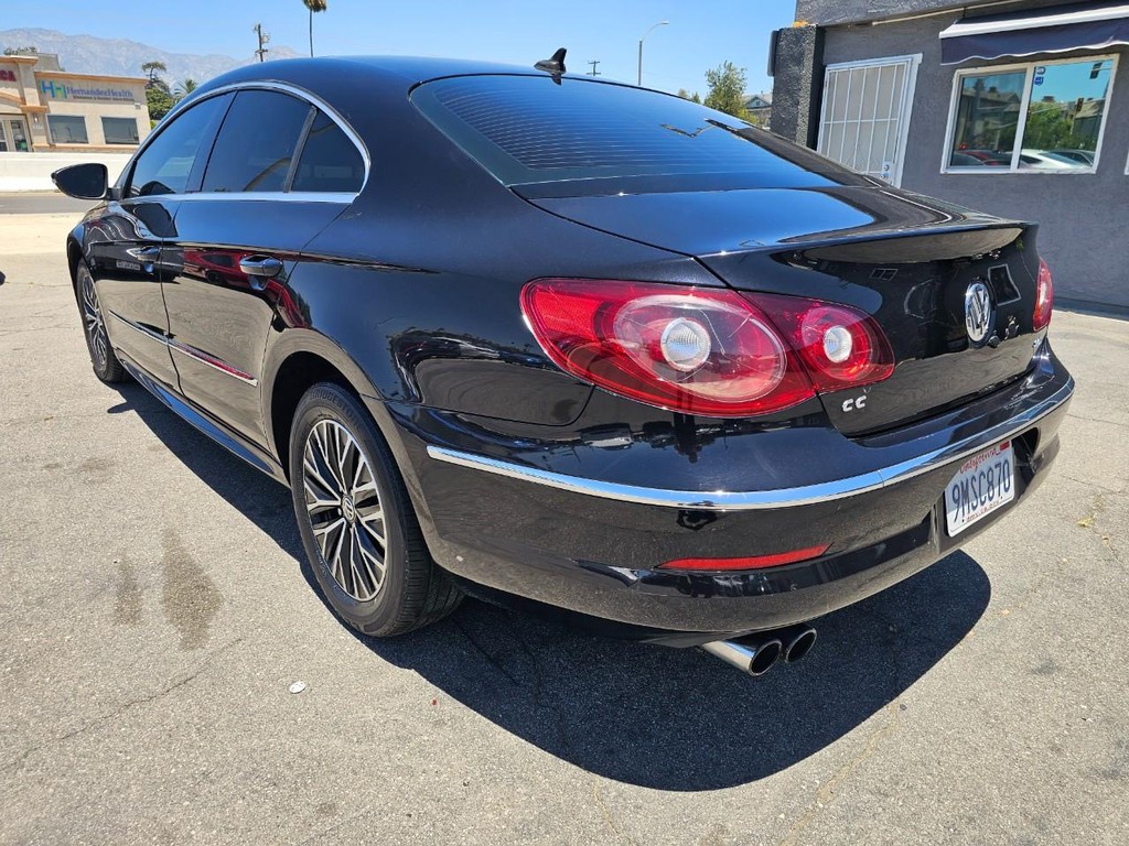 Volkswagen CC Vehicle Full-screen Gallery Image 4