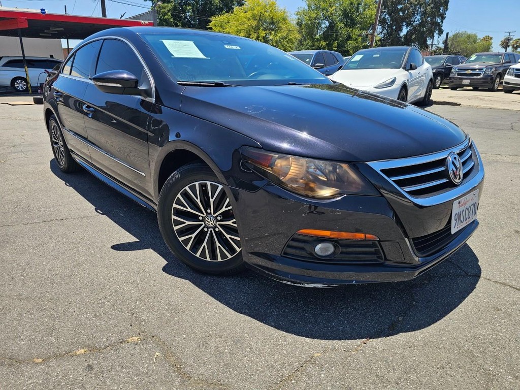 Volkswagen CC Vehicle Full-screen Gallery Image 8