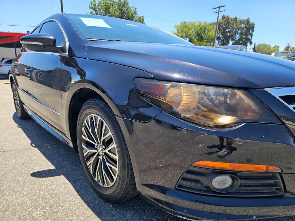 Volkswagen CC Vehicle Full-screen Gallery Image 10