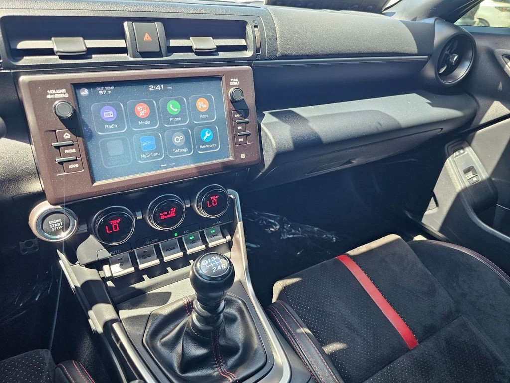 Subaru BRZ Vehicle Full-screen Gallery Image 27
