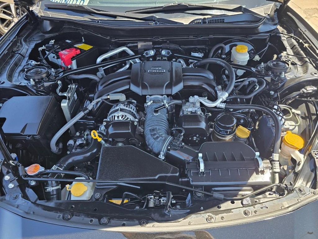 Subaru BRZ Vehicle Full-screen Gallery Image 32