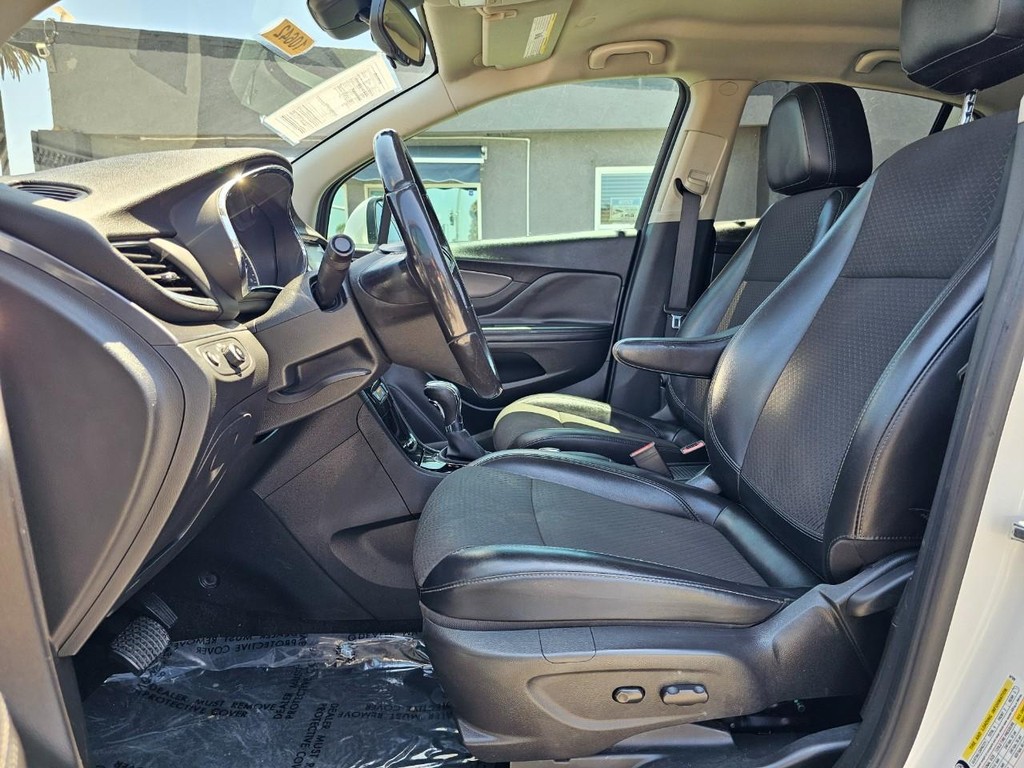 Buick Encore Vehicle Full-screen Gallery Image 16