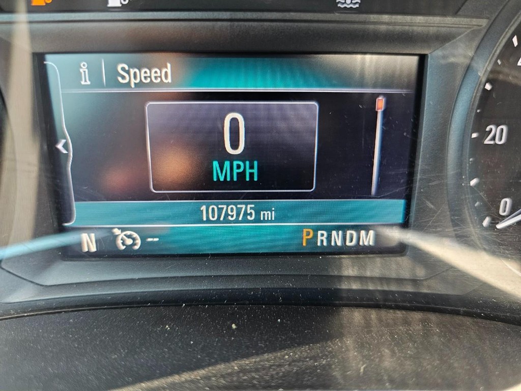 Buick Encore Vehicle Full-screen Gallery Image 17