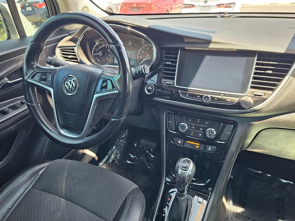 Buick Encore Vehicle Full-screen Gallery Image 27