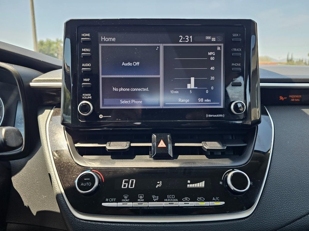 Toyota Corolla Vehicle Full-screen Gallery Image 20