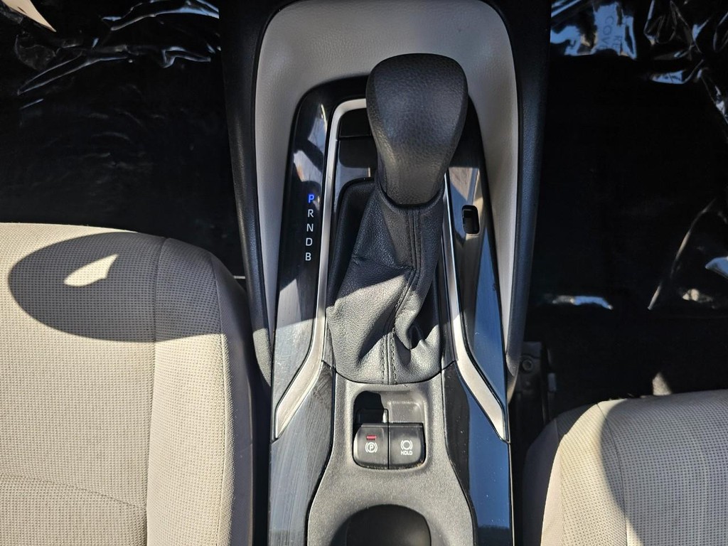 Toyota Corolla Vehicle Full-screen Gallery Image 30