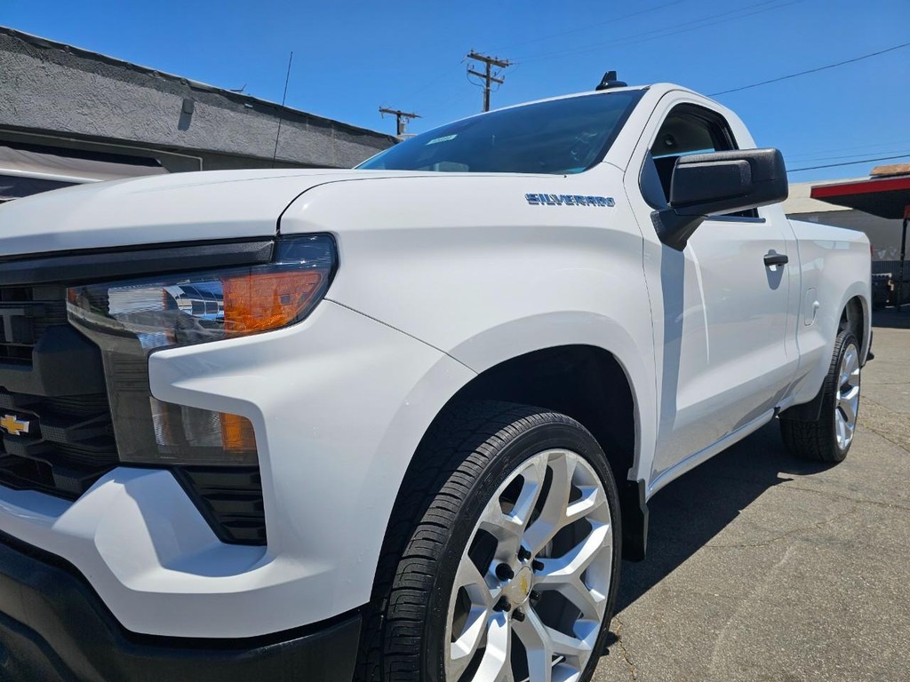 Chevrolet Silverado 1500 Vehicle Full-screen Gallery Image 11