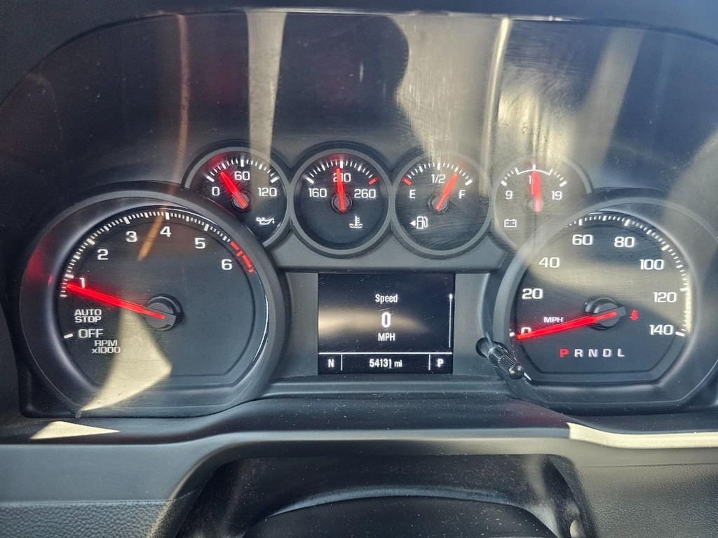 Chevrolet Silverado 1500 Vehicle Full-screen Gallery Image 19