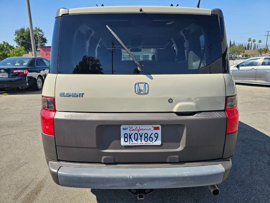 Honda Element Vehicle Full-screen Gallery Image 4