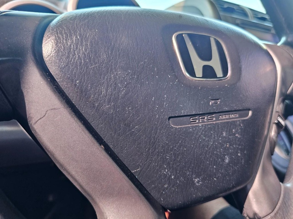 Honda Element Vehicle Full-screen Gallery Image 17