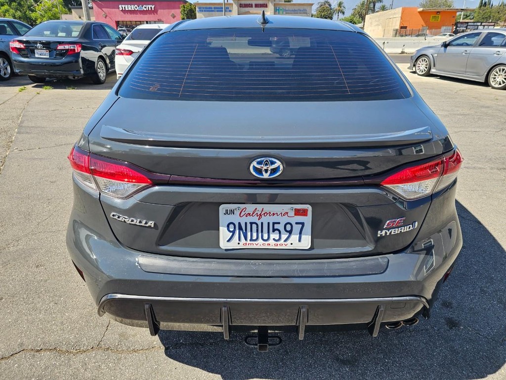 Toyota Corolla Vehicle Full-screen Gallery Image 4