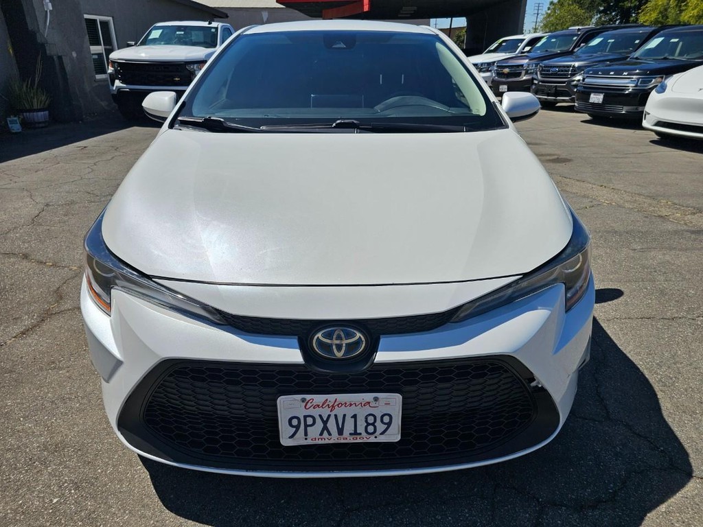 Toyota Corolla Vehicle Full-screen Gallery Image 8