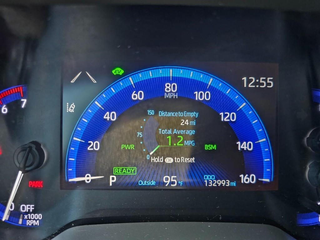 Toyota Corolla Vehicle Full-screen Gallery Image 21
