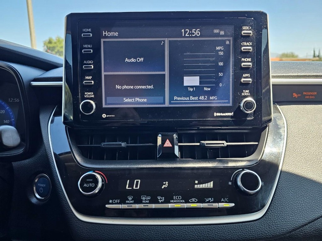 Toyota Corolla Vehicle Full-screen Gallery Image 22