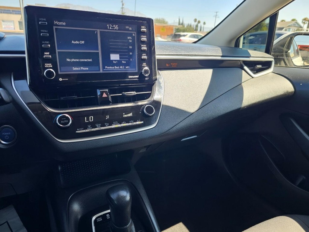 Toyota Corolla Vehicle Full-screen Gallery Image 30