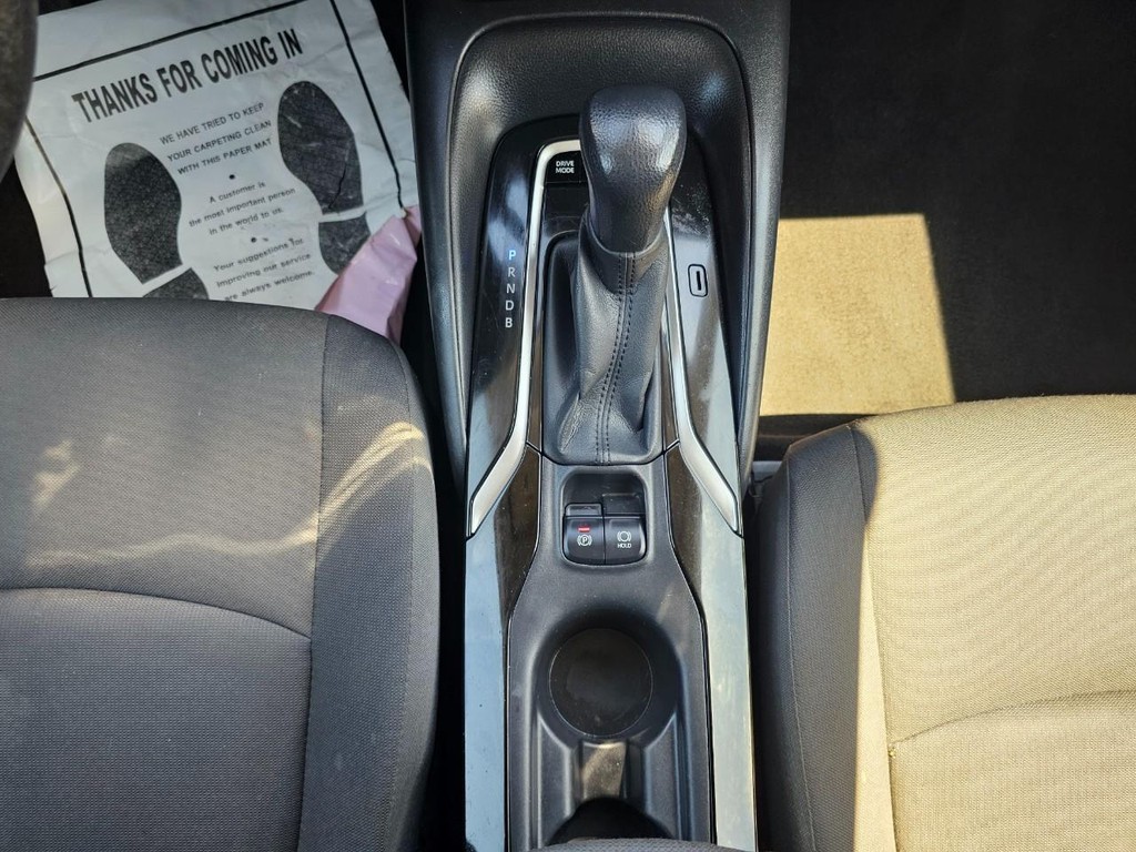 Toyota Corolla Vehicle Full-screen Gallery Image 31
