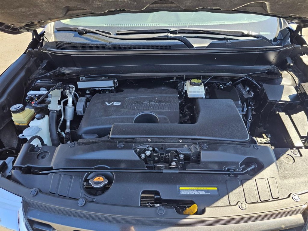Nissan Pathfinder Vehicle Full-screen Gallery Image 37