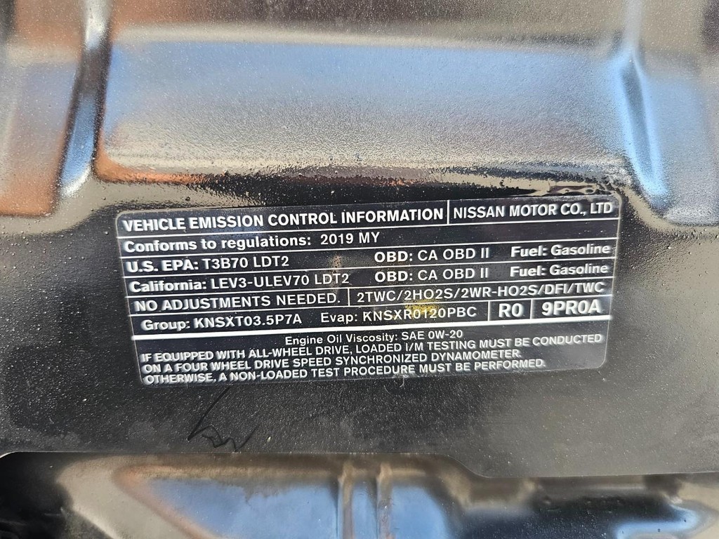 Nissan Pathfinder Vehicle Full-screen Gallery Image 38