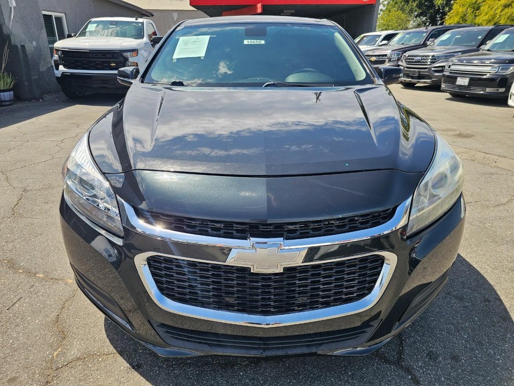 Chevrolet Malibu Vehicle Full-screen Gallery Image 8